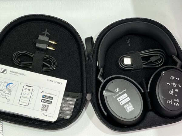 Sennheiser Momentum 4 Contenido de la caja