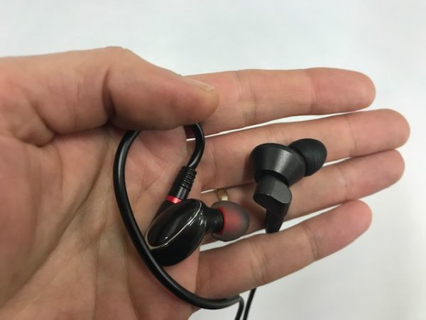 FiiO FH1 vs FiiO F5 Review