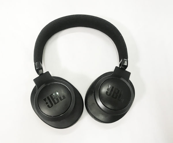 JBL LIVE 500BT Best portable headphones