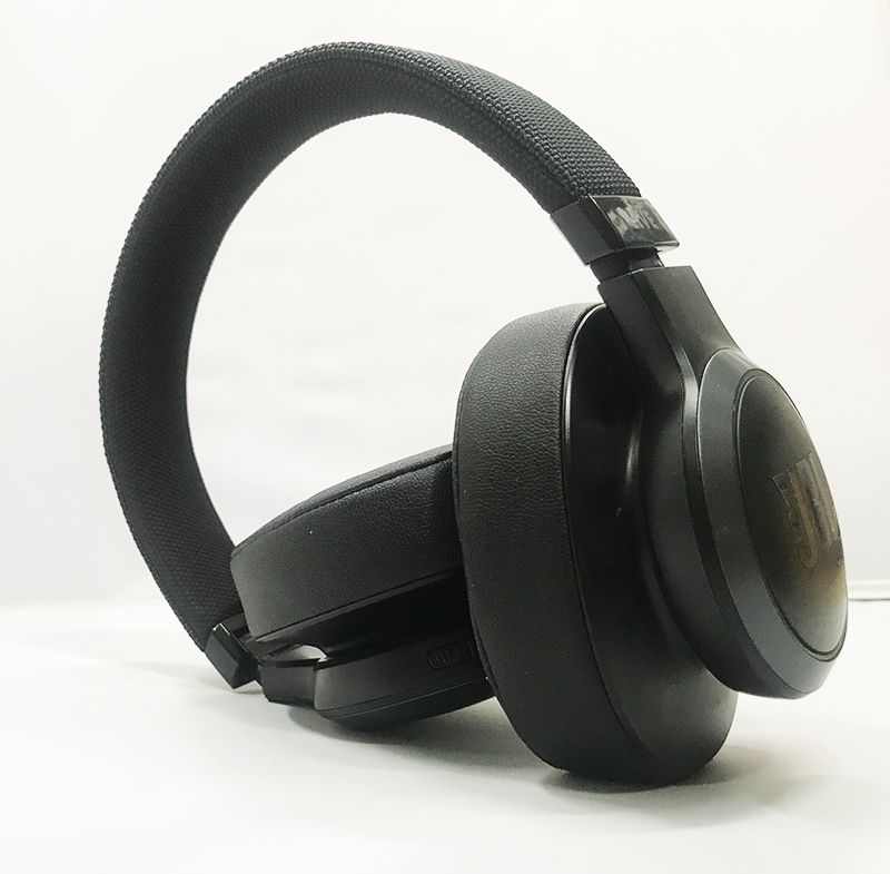 JBL LIVE 500BT Review Headphone Dungeon | bluetooth headphones