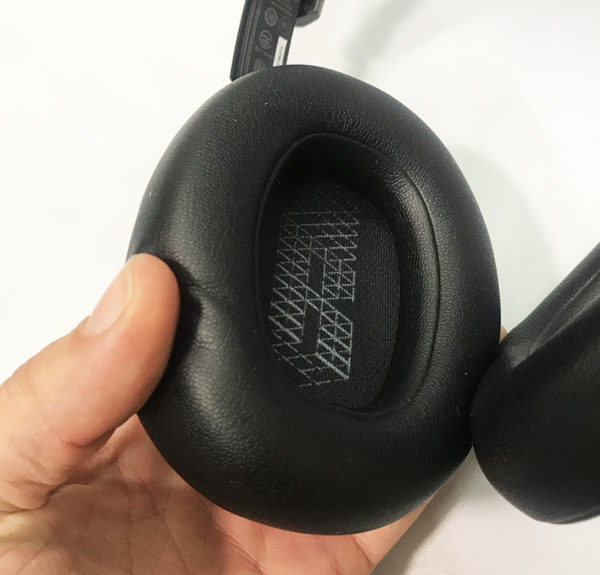 Wireless Noise Cancelling Headphones JBL 650BTNC Review