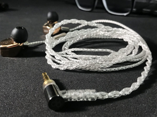 Final Audio B1 IEMs B series hybrid driver in-ear headphone