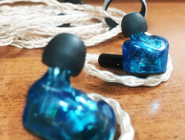 Kinera Idun Review Blue IEMs Best Audiophile In Ears under 200