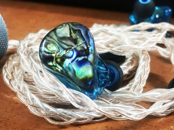 Kinera Idun Review Best looking IEM