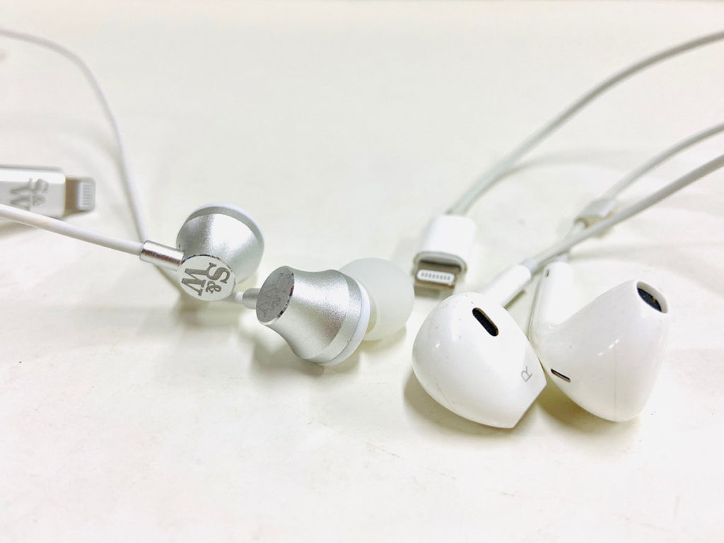 Strauss&Wagner SI201 vs Apple EarPods Review