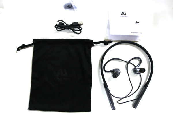 ausounds AU-flex ANC box and accessories