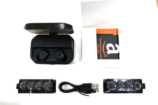 rademax p10 wireless earbuds box and accessories