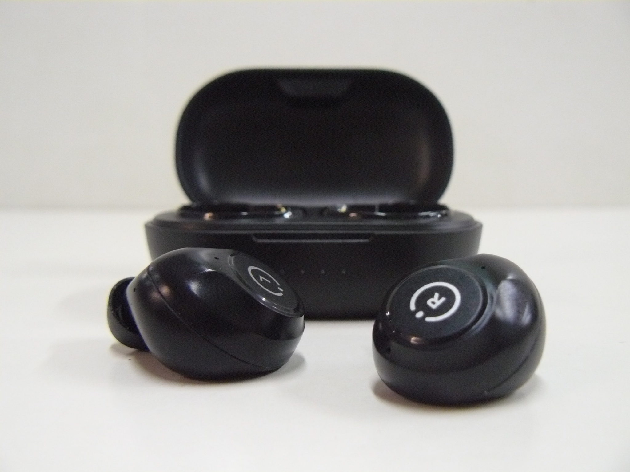 Enacfire E60 True Wireless Earbud Review Headphone Dungeon