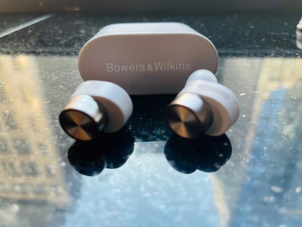 Bowers & Wilkins Pi5 S2 Design