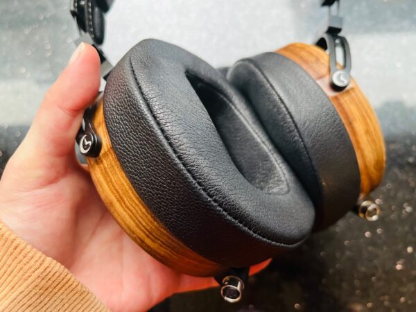 Sendy Audio Peacock has goatskin memory foam ear pads