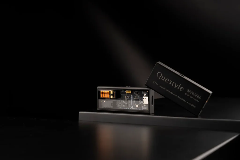 Questyle M15i review Stock image
